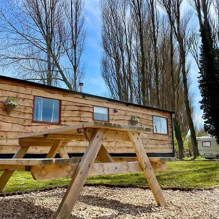 Poplar Lodge Log Caravan Kirkby on Bain Dış mekan fotoğraf